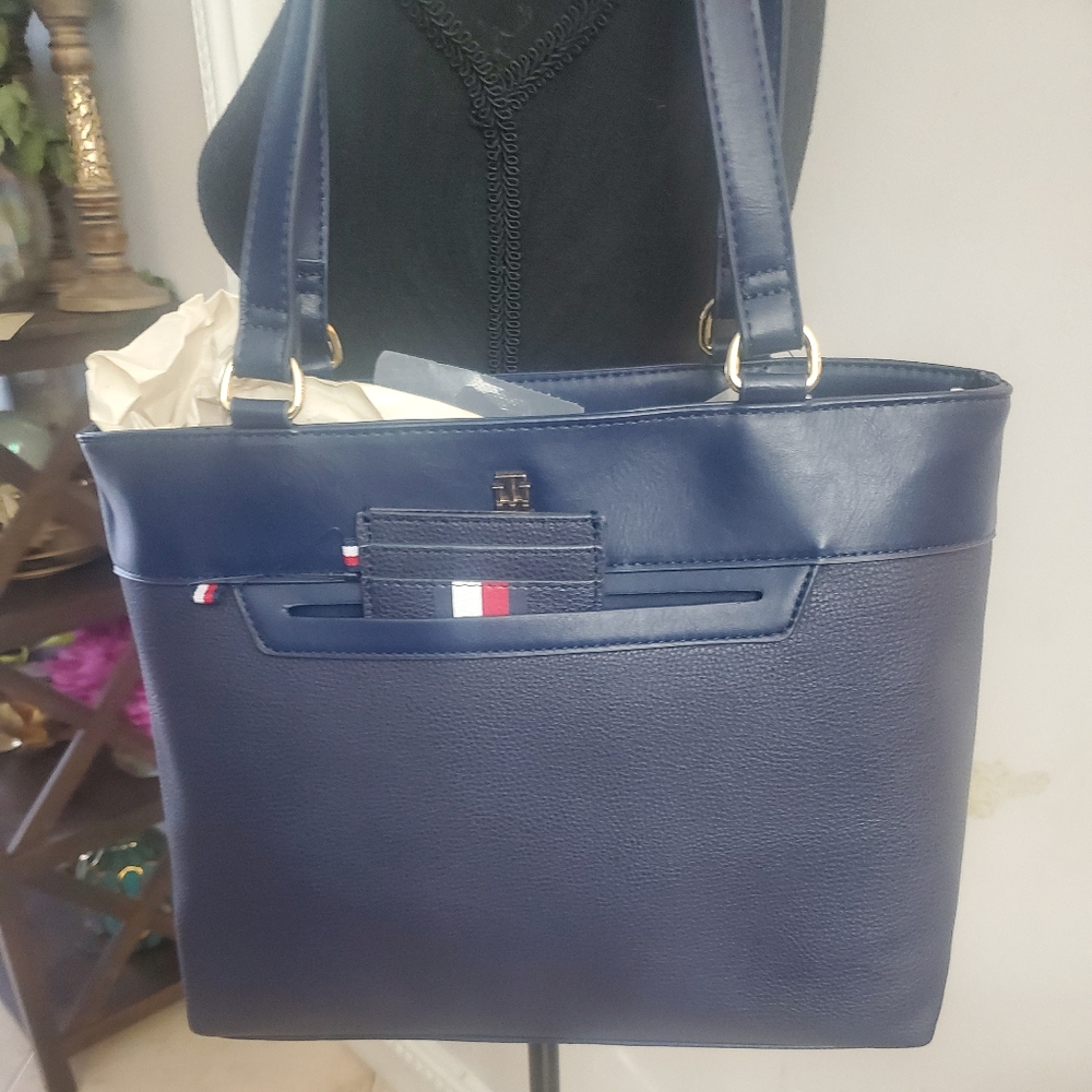 Tommy Hilfiger Shoulder Bag